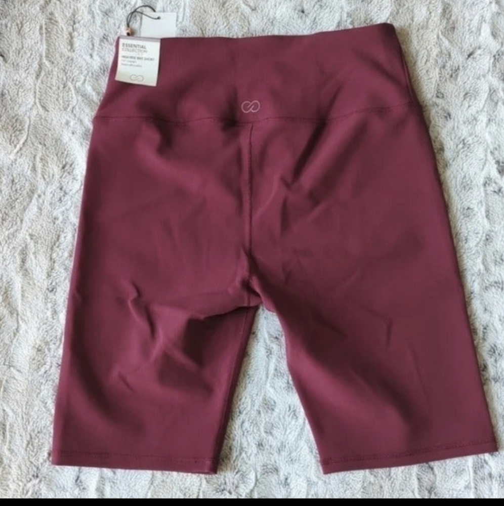 Calia High Rise Rib Rhododendron Bike Shorts - Picture 3 of 5